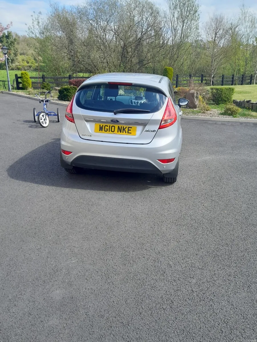 Ford Fiesta 2010 - Image 3