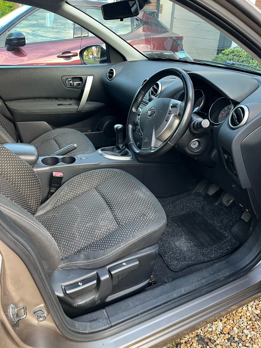 Nissan Qashqai + 2  1.6 - Image 4