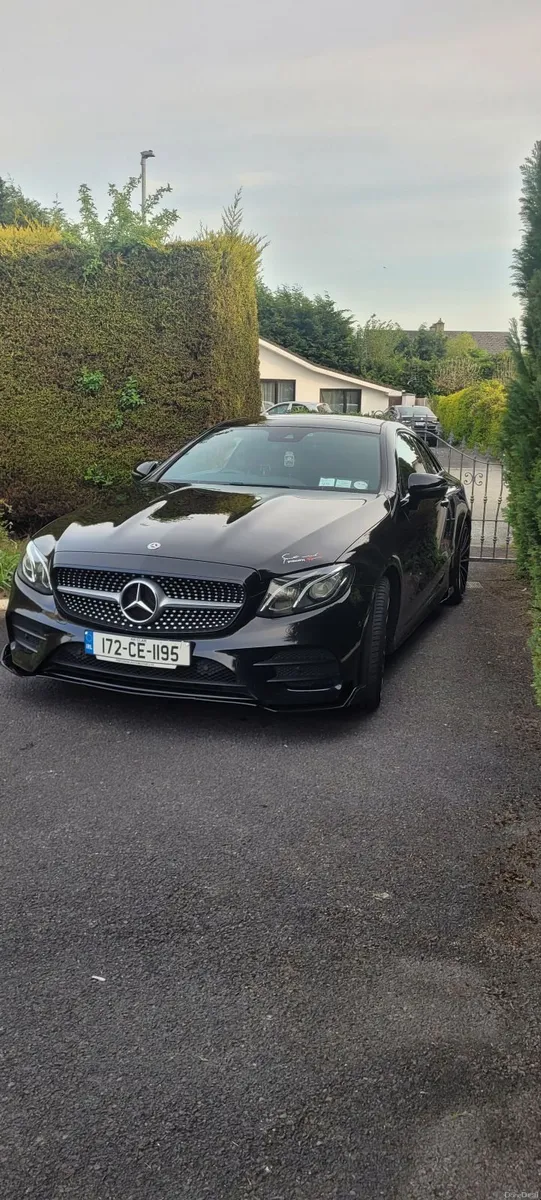 Mercedes-Benz E-Class 2017 - Image 2