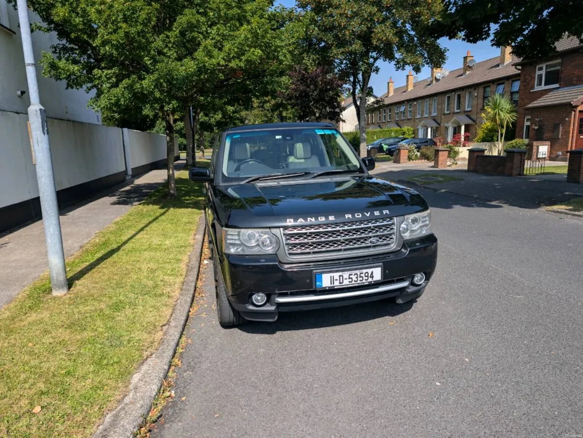 Range Rover Vogue CrewCab - Image 5