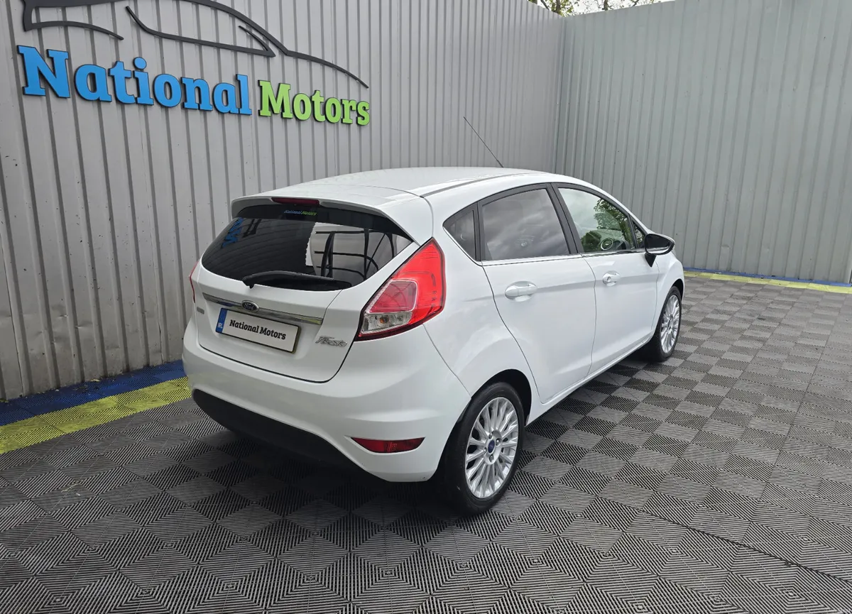 2014 Ford Fiesta 1.0 Petrol - Image 3