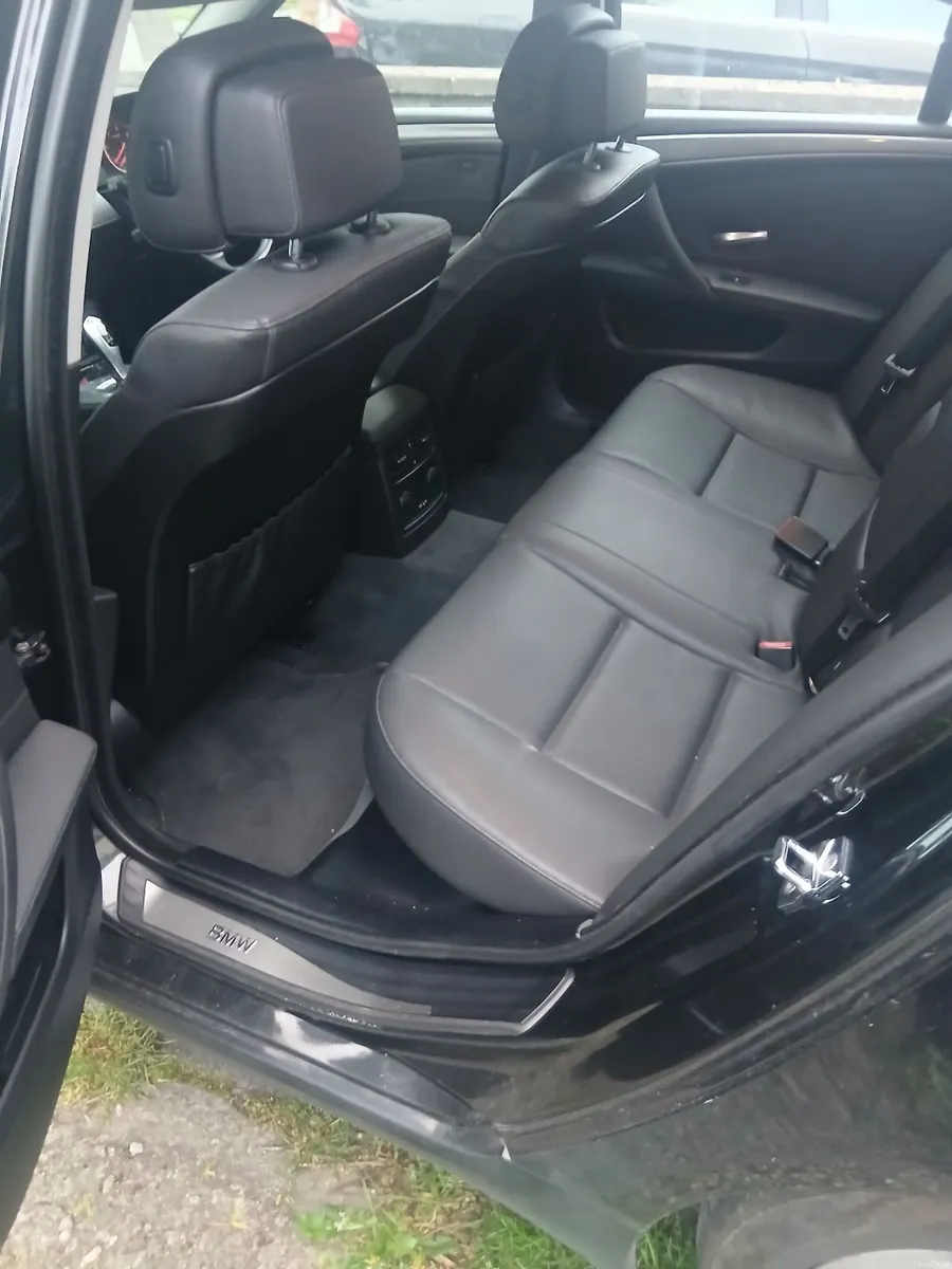 BMW 5-Series 2008 - Image 3