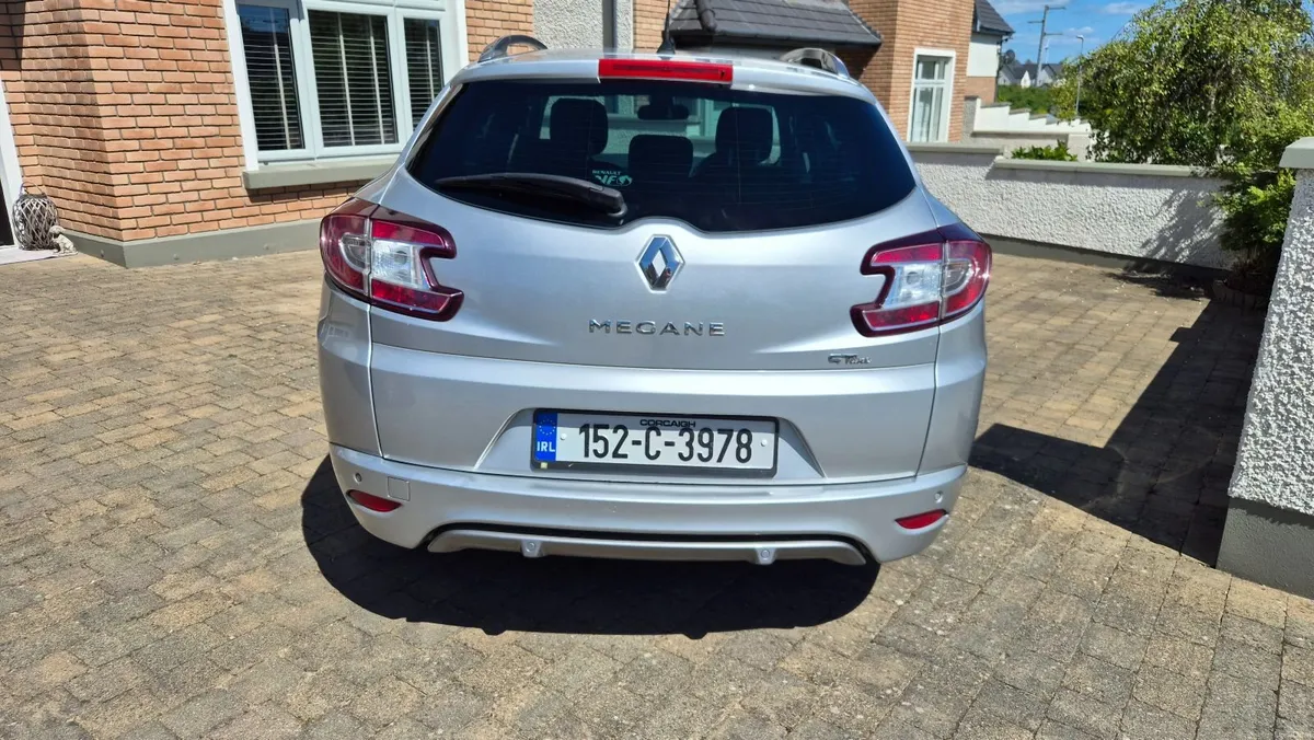 Renault Megane 2015 GT-Line Estate - Image 3