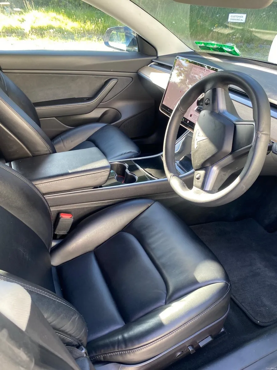 Tesla Model 3 Standard Range Plus - Image 3