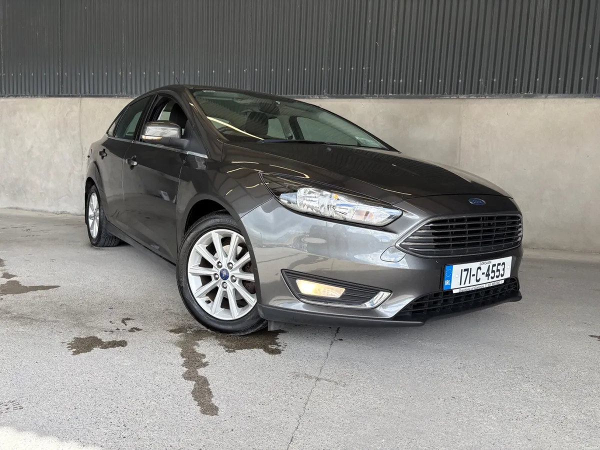 2017 FORD FOCUS TITANIUM 1.5 *LOW KMS* - Image 1
