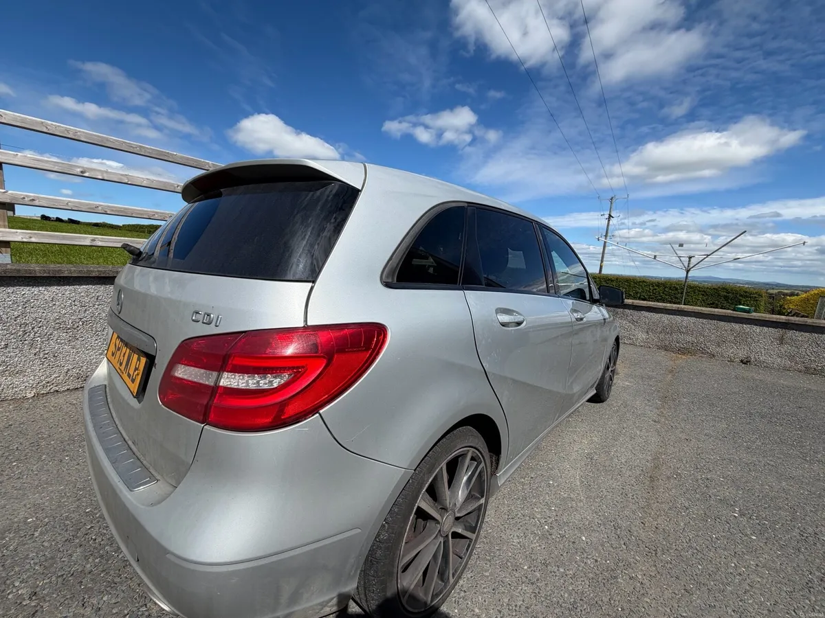 Mercedes Benz B Class - Image 2