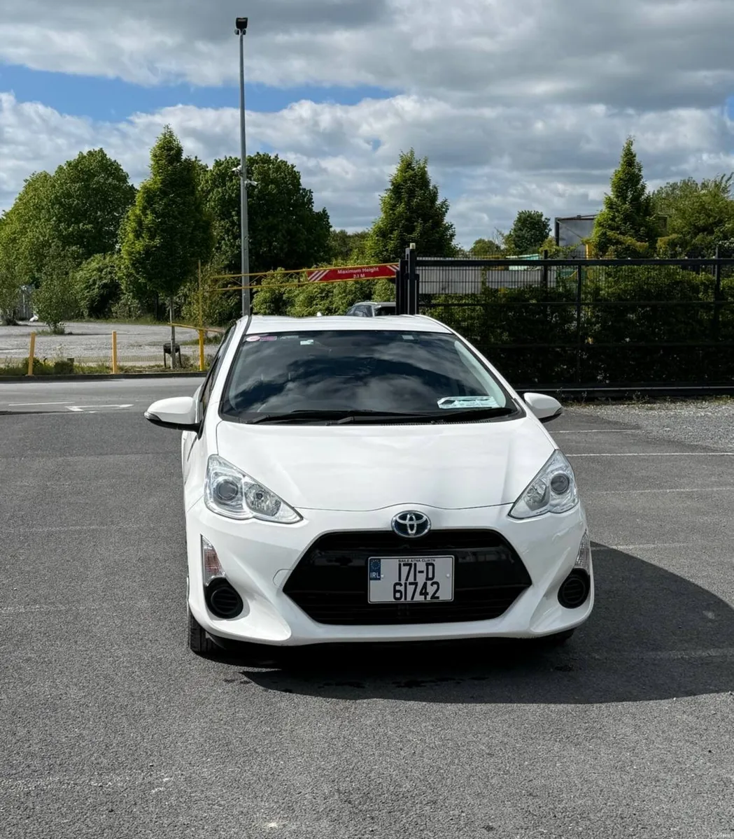 2017 Toyota Aqua Hybrid🔥 NCT util 2027 - Image 2