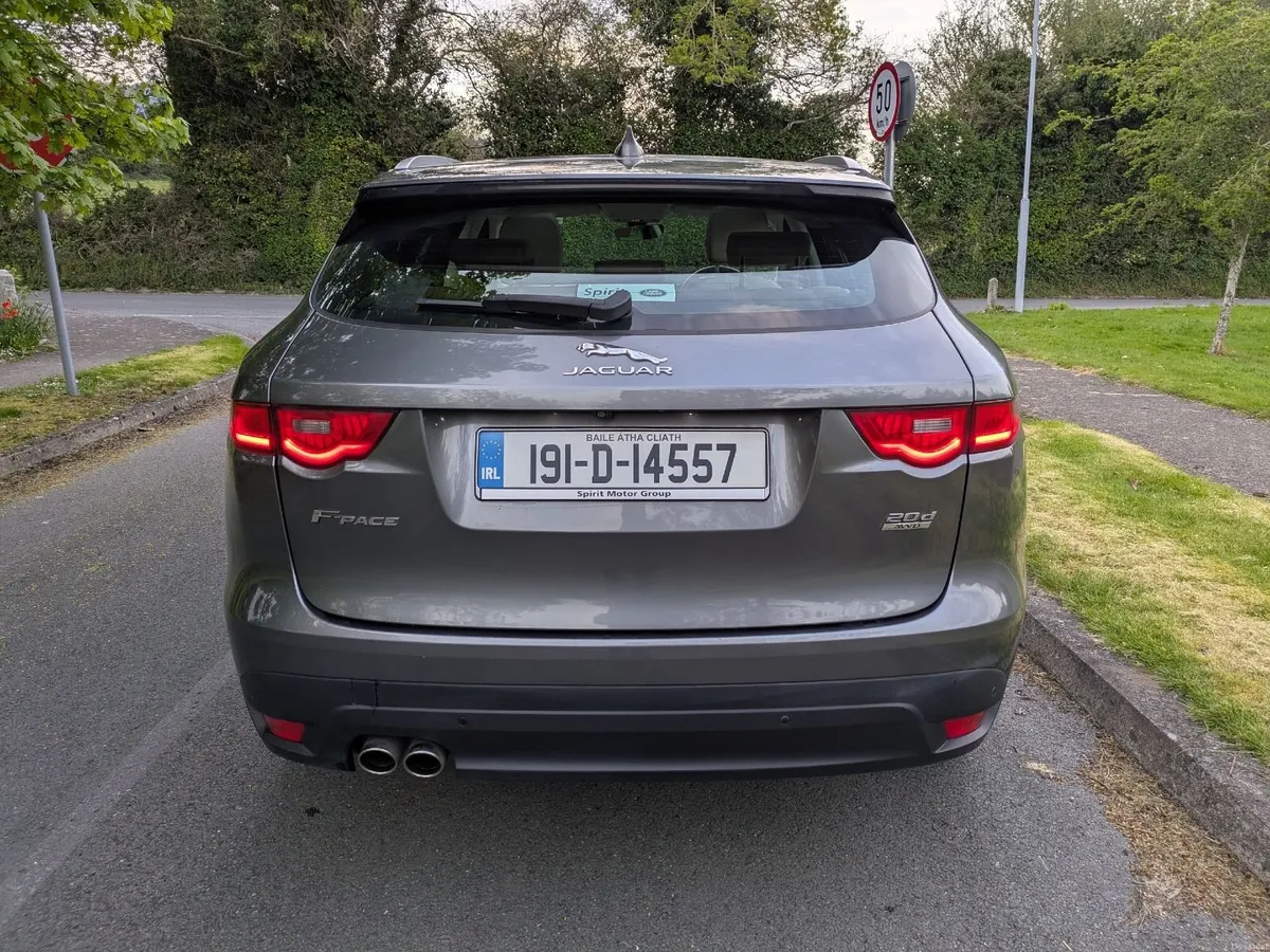 Jaguar F-Pace Prestige 2019 - Image 3