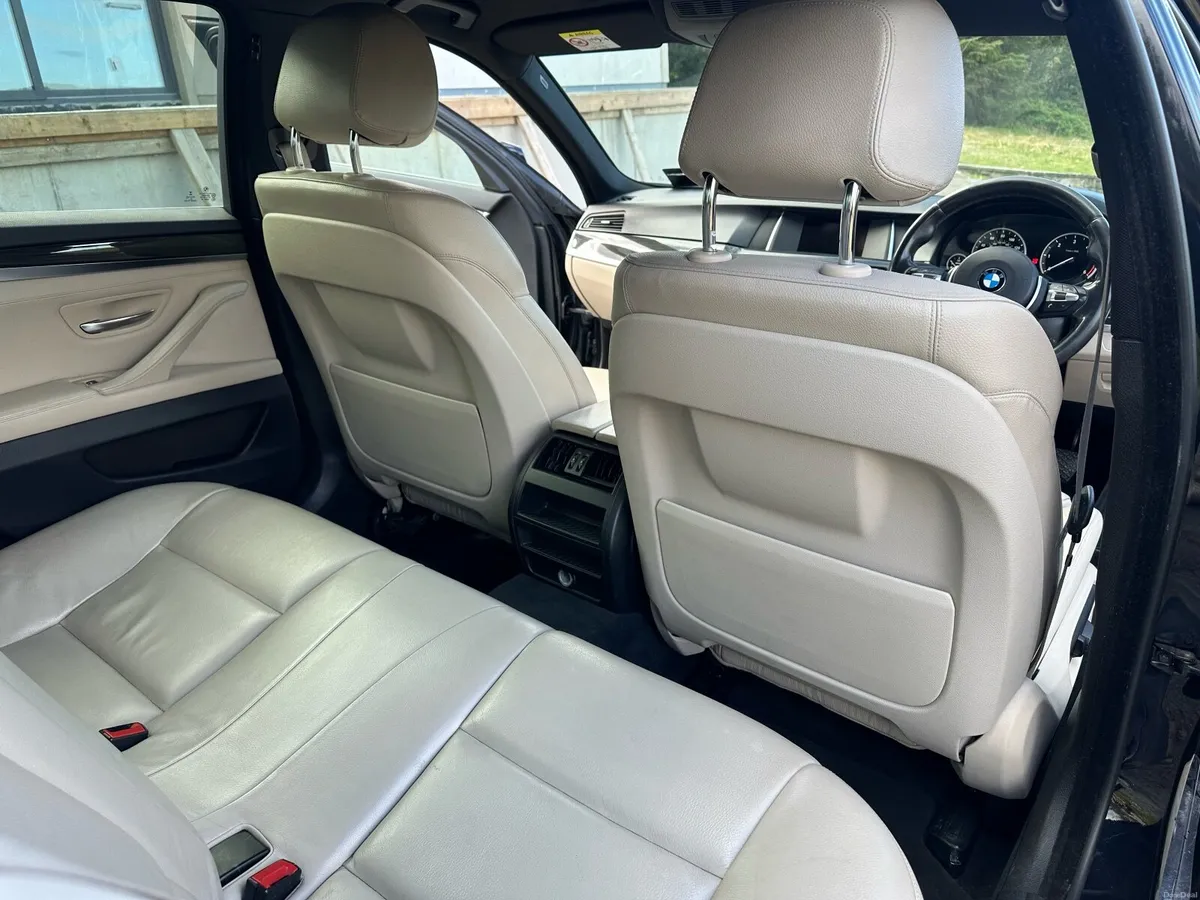 BMW 520d M Sport Automatic  2015 - Image 4