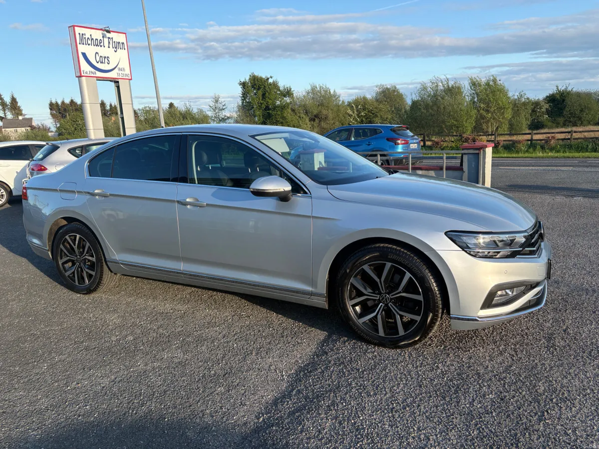 Volkswagen Passat Elegance 2.0TDi 150 bhp Irish 22 - Image 3