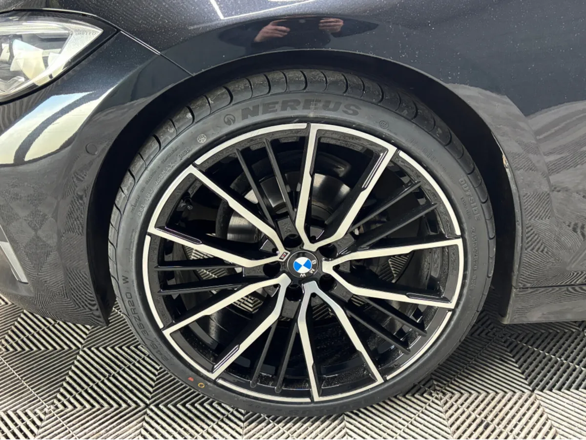 BMW 3-Series D 3SBG 4DR AUTO SE - Image 2