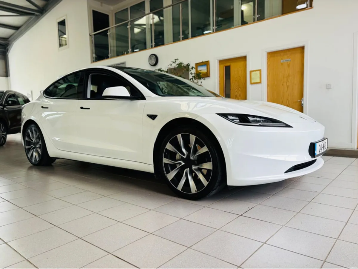 Tesla Model 3 RWD BQB1S5T1 - Image 1