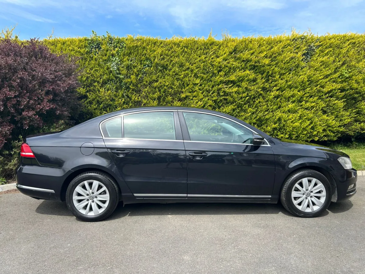 Volkswagen Passat CL 1.6 TDI MANUAL 6SPEED FWD BLU - Image 4