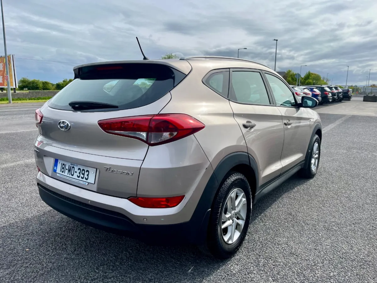 Hyundai Tucson IX35 1.7 COMFORT 5DR - Image 3