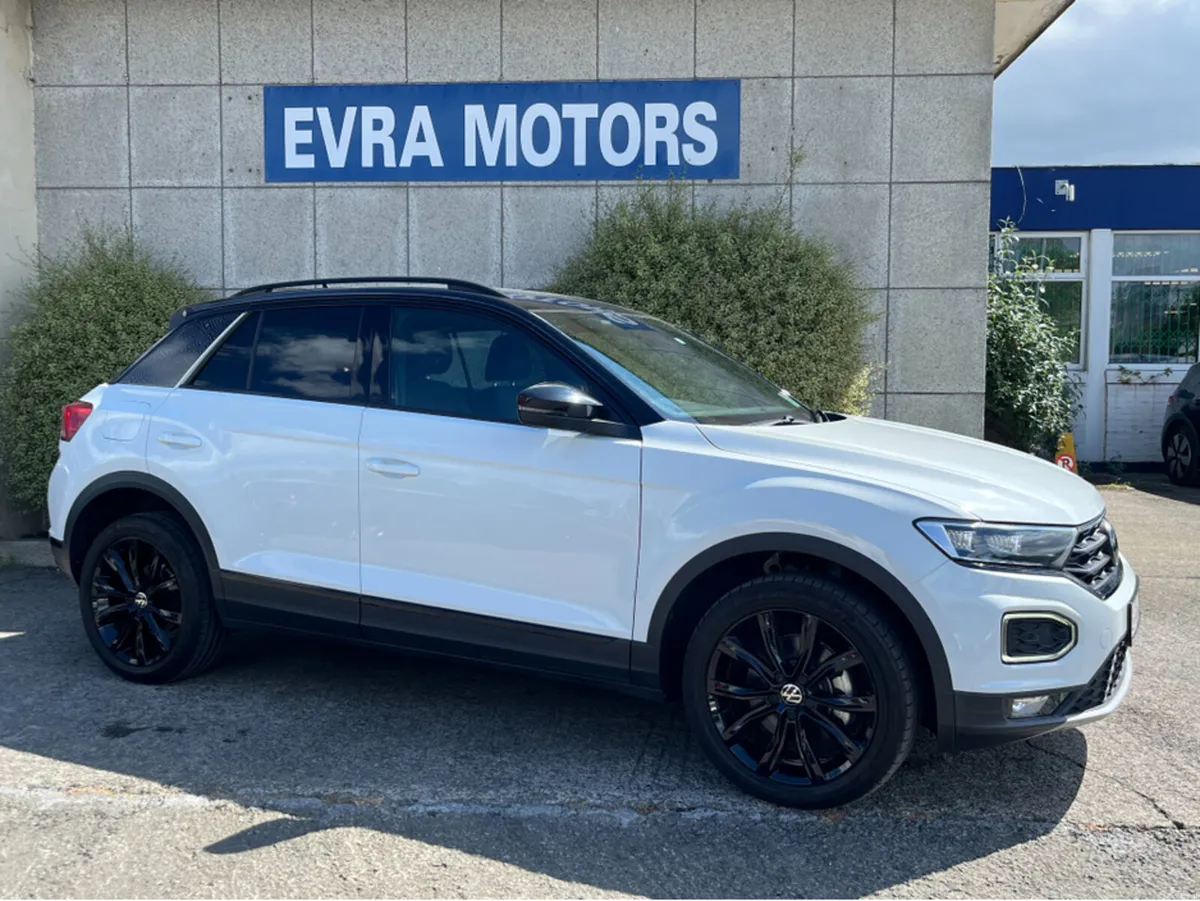 Volkswagen T-Roc STLYE BLACK EDITION AUTOMATIC 2.0 - Image 3