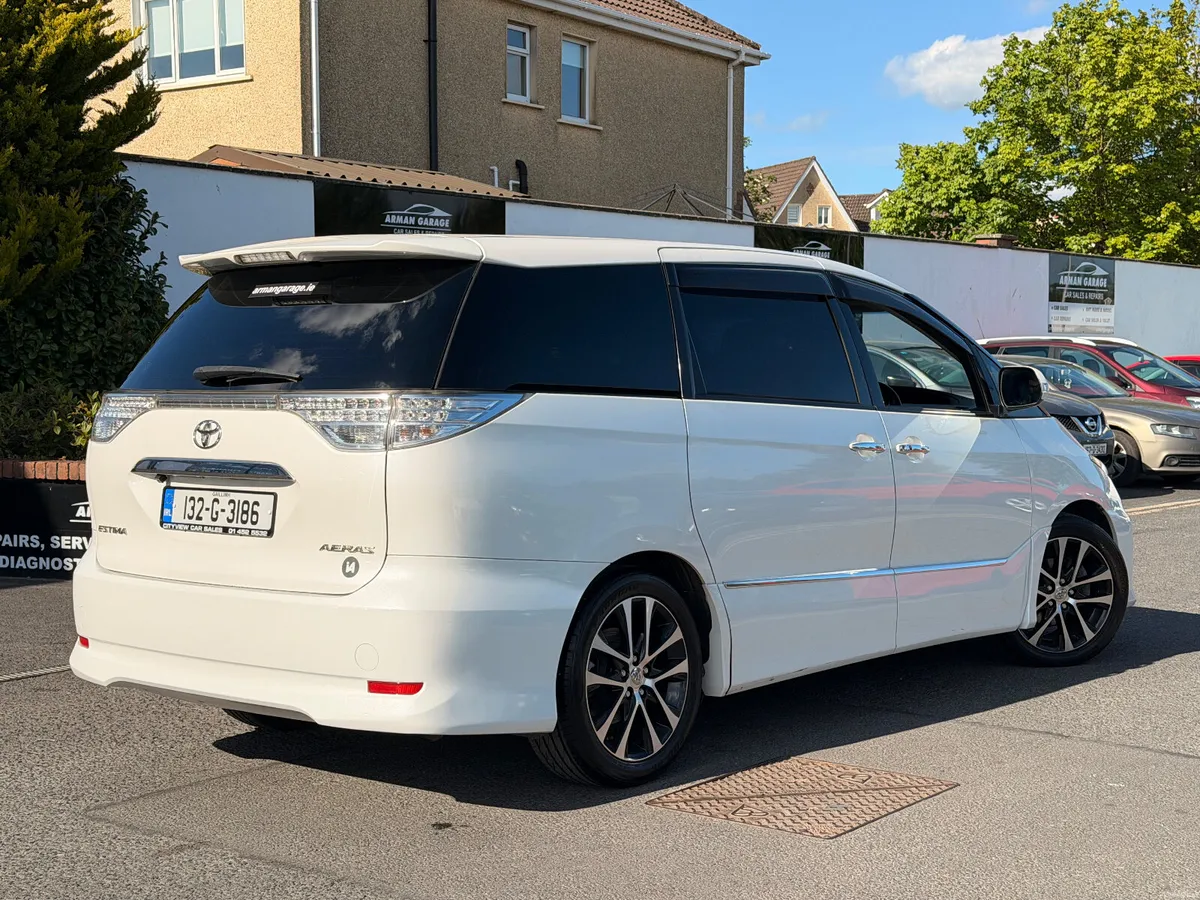 Toyota Estima 2.4 7 seater - Image 4