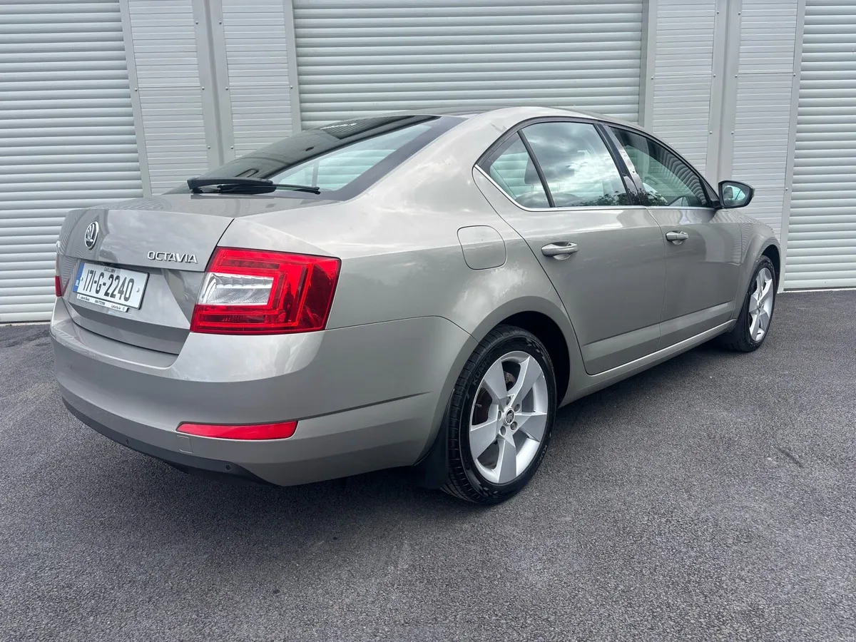 2017 SKODA OCTAVIA STYLE 1.6 TDI 110HP 4DR - Image 3