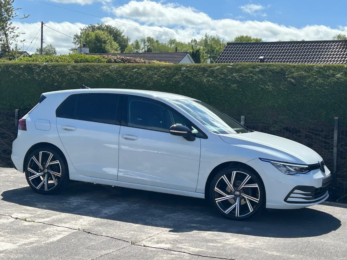 2024 Vw Golf 1.5 tsi Life          €23450 inc Vrt - Image 2