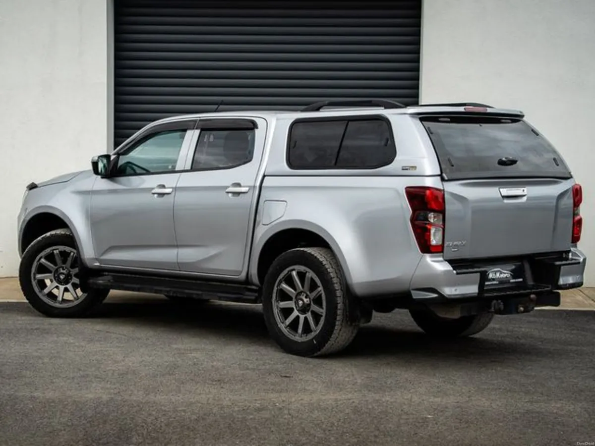 Isuzu D-Max **NO VAT** - Image 3
