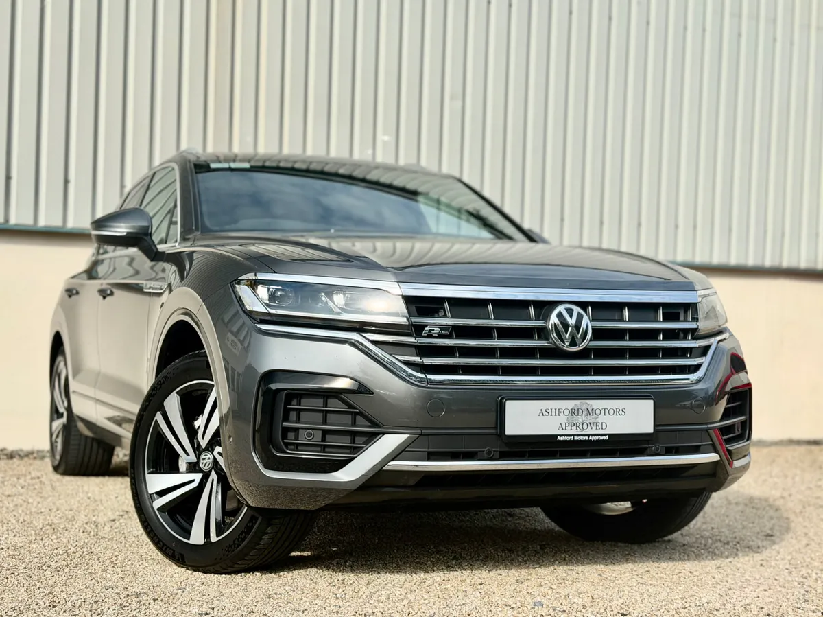 Volkswagen Touareg R Line 3.0 TDI V6 2 Seats - Image 1