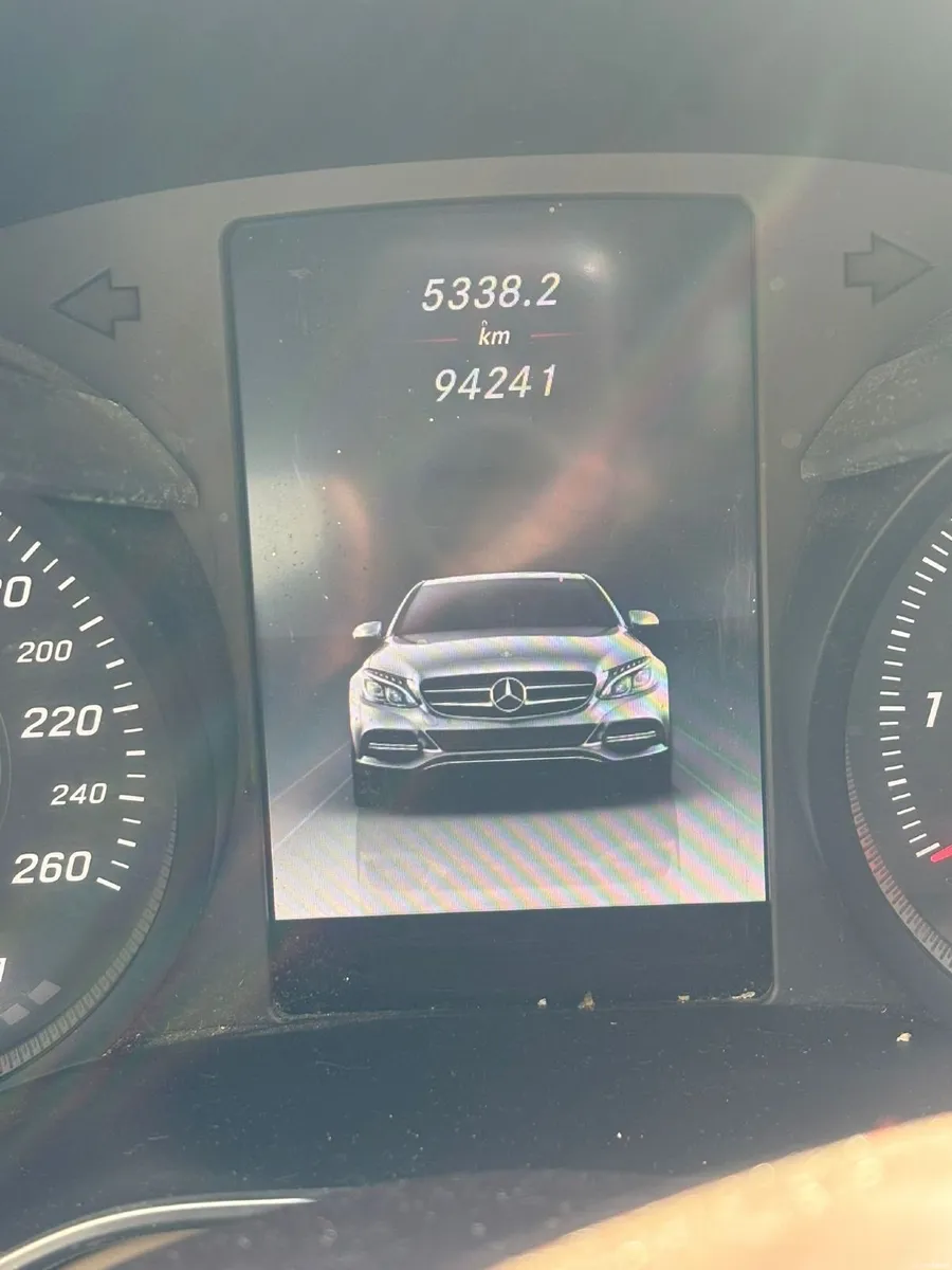 2015 Mercedes-Benz C-Class 1.6L Petrol automatic - Image 2