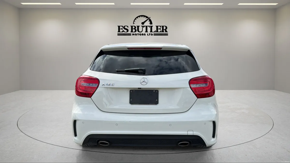 2015 Mercedes-Benz A180 1.6L AUTO AMG SPORT LOW KM - Image 4