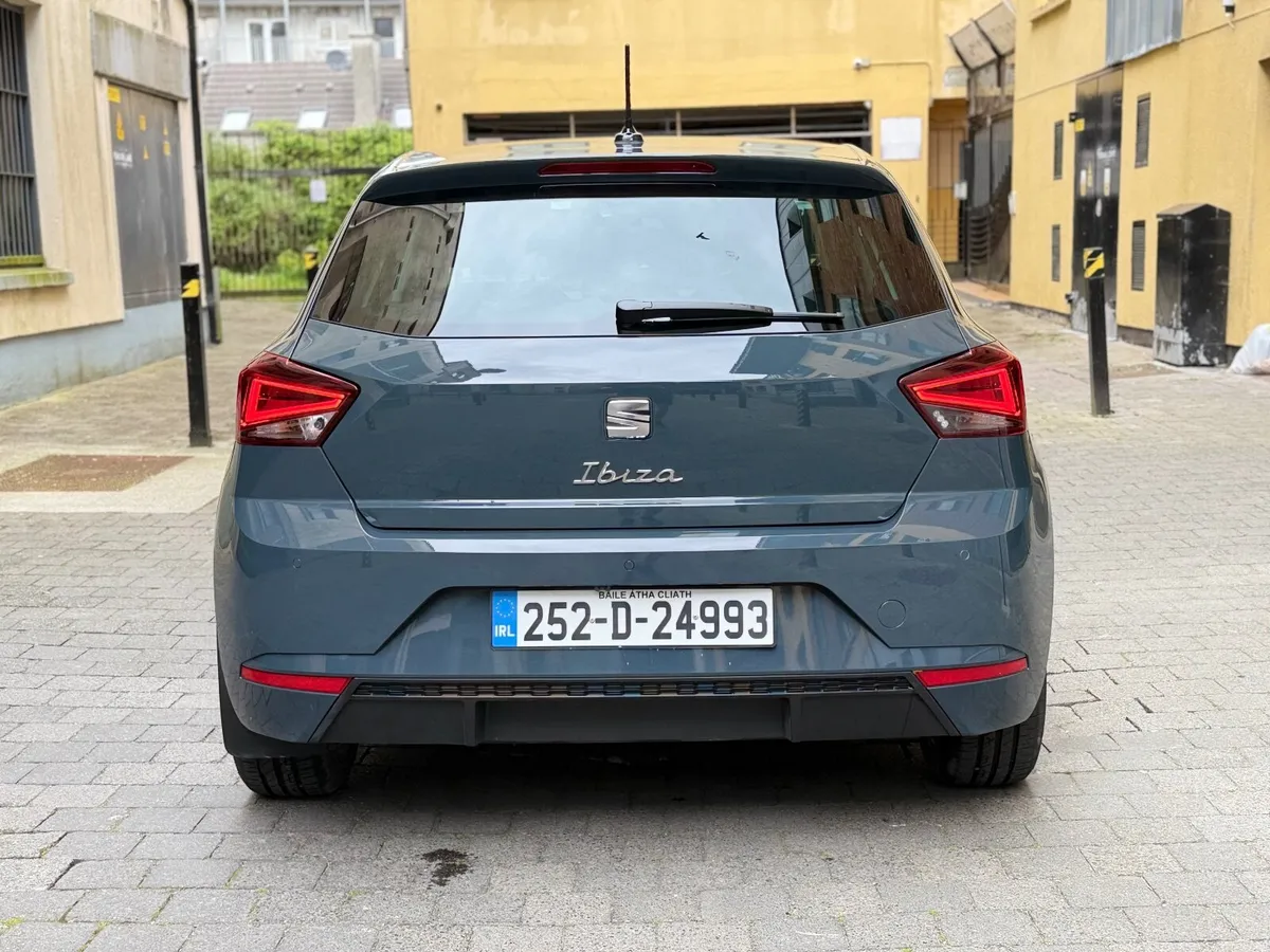 2025 SEAT Ibiza 1.0 TSI 95hp SE+ Only 1,000 km - Image 3