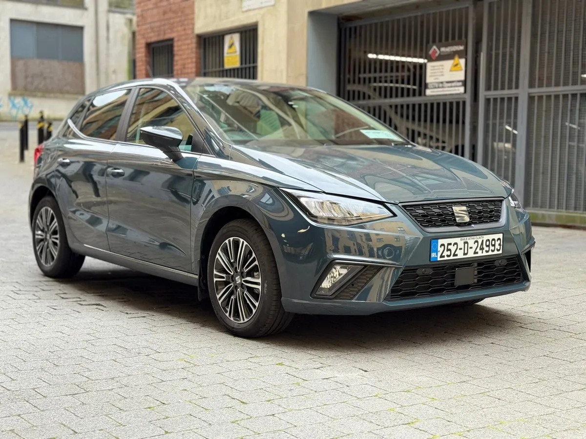 2025 SEAT Ibiza 1.0 TSI 95hp SE+ Only 1,000 km - Image 4