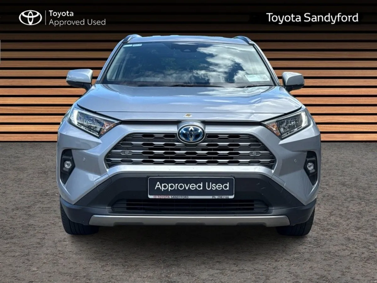 Toyota RAV4 HYBRID SOL // LEATHER HEATED SEATS // - Image 5