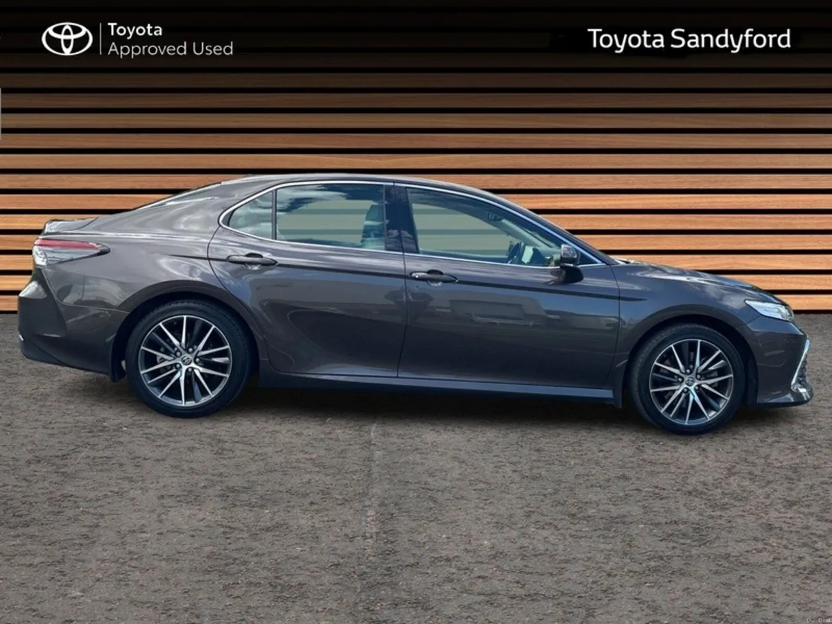 Toyota Camry *IRISH CAR* // FULL LEATHER HEATED EL - Image 3