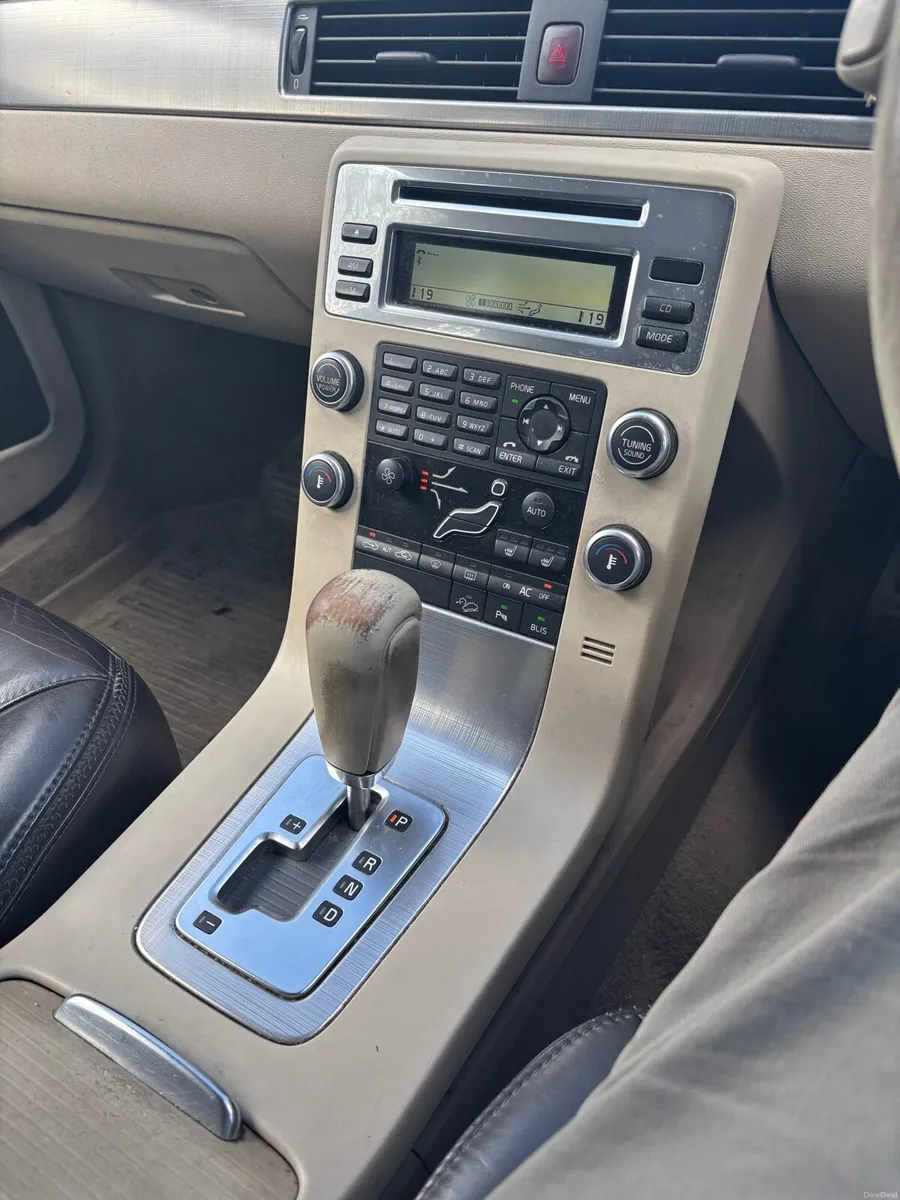 Volvo XC70 - Image 4