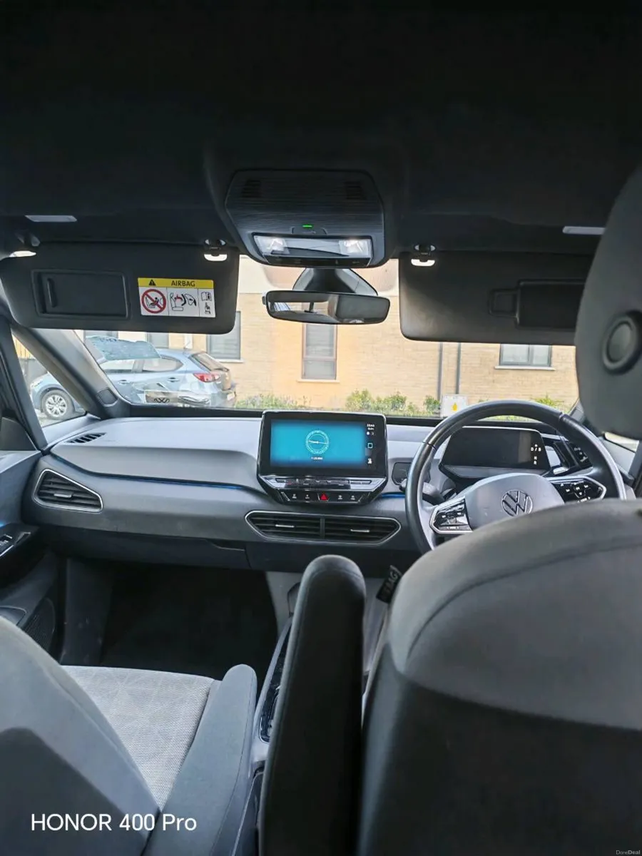 Car - Image 3