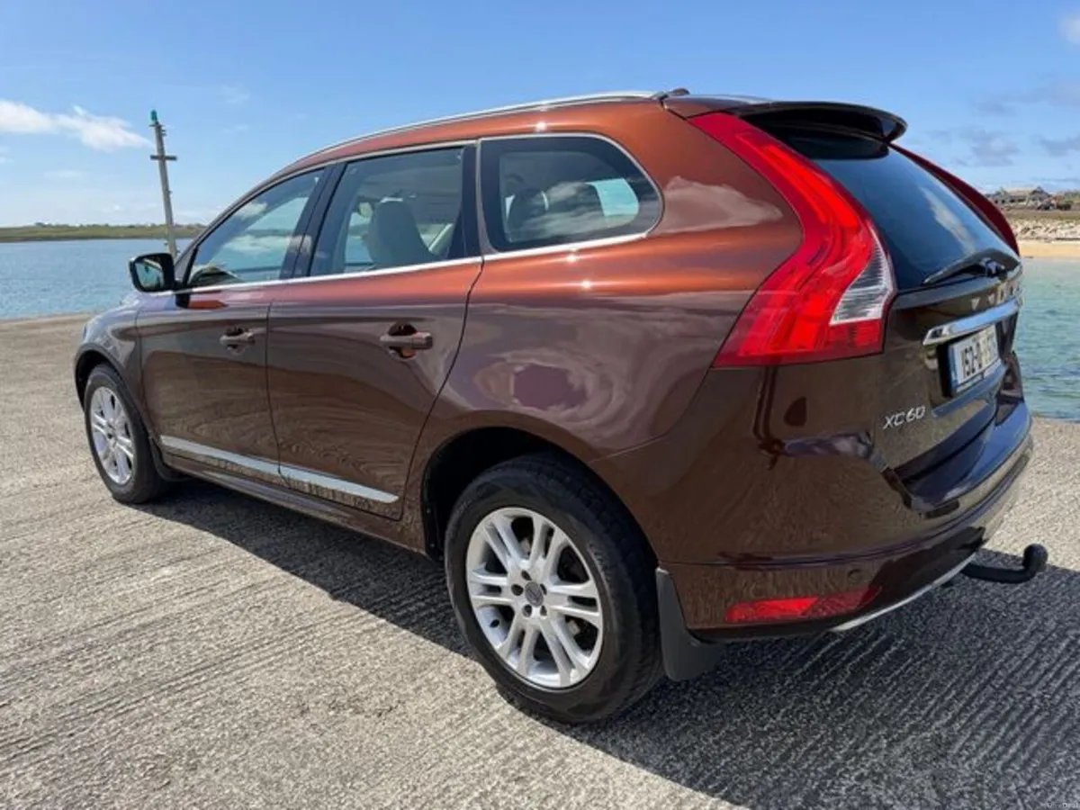 Volvo XC60 D4 FWD SE LUX GT 5DR Auto - Image 4
