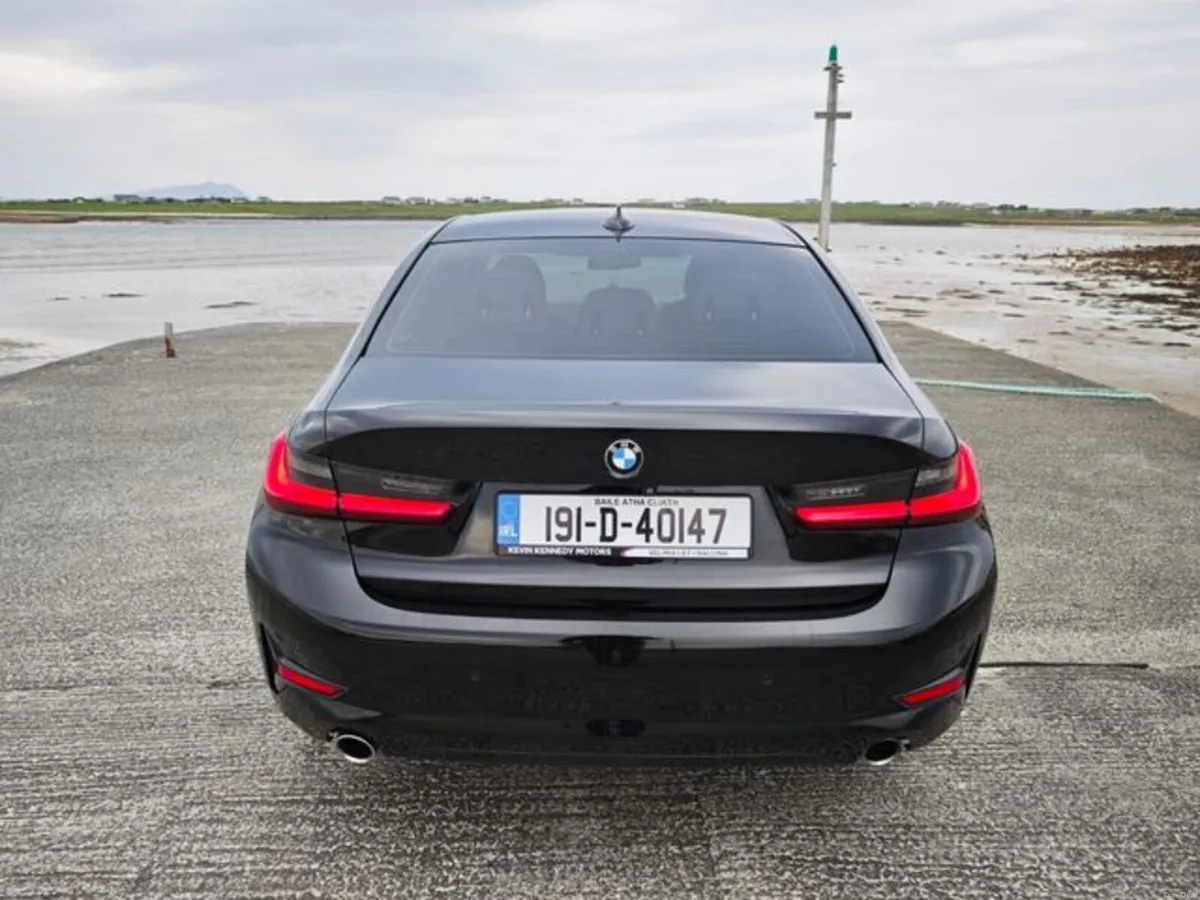 BMW 3-Series 320D 3SSH 4DR Auto - Image 4