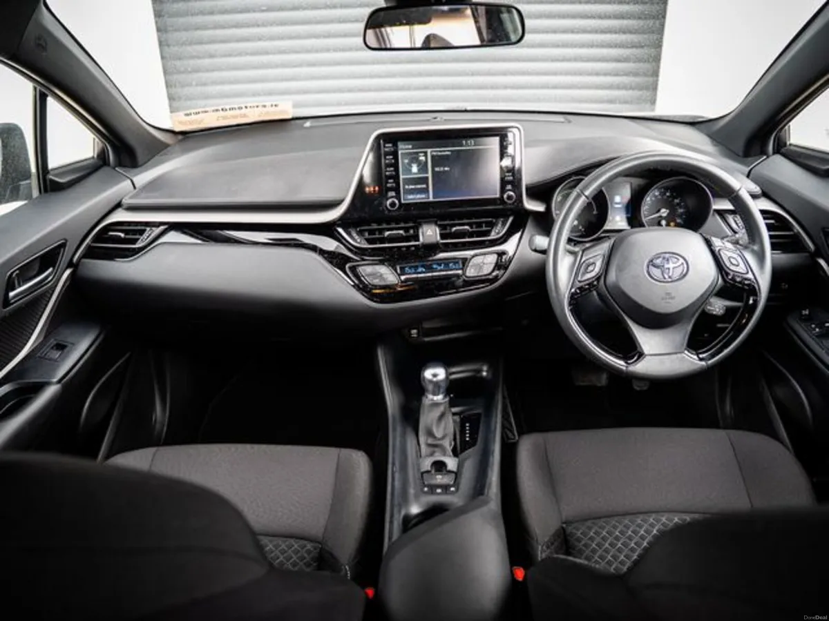 Toyota C-HR ICON - Image 4