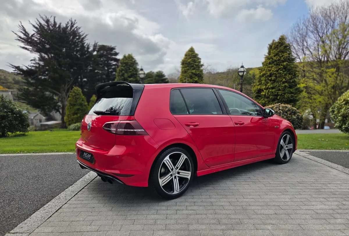 2015 Volkswagen Golf R 2.0 TSI 300BHP - Image 5