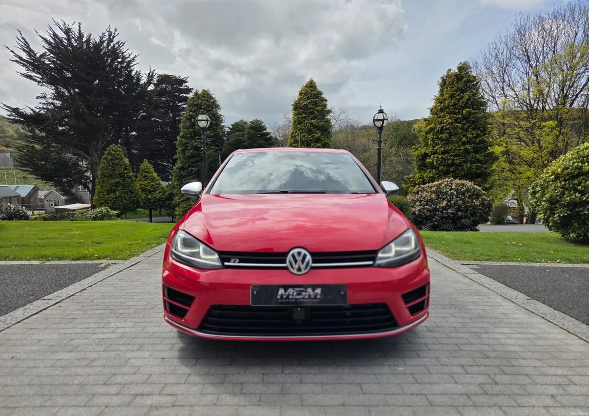 2015 Volkswagen Golf R 2.0 TSI 300BHP - Image 3