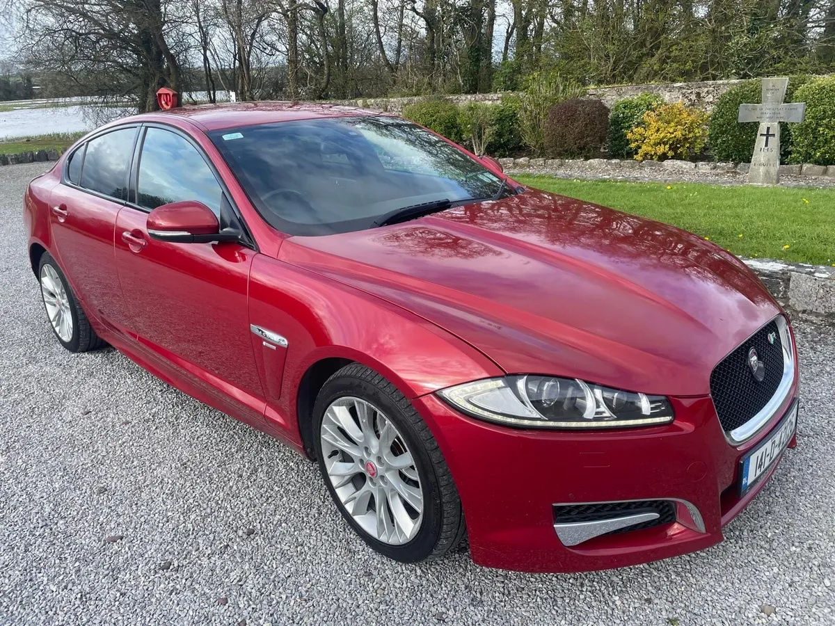 2014 jaguar xf r sport v6 3.0 diesel - Image 2