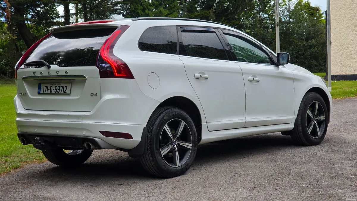 2017 Volvo XC60 R-Design 2.0 D4 NEW NCT - Image 4