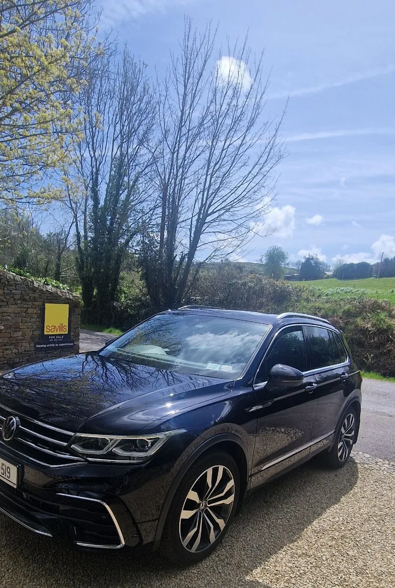 Volkswagen Tiguan 2.0 TDI R-Line Panoramic Sunroof - Image 1