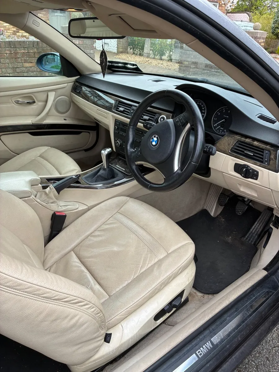 BMW 3-Series 2007 - Image 3