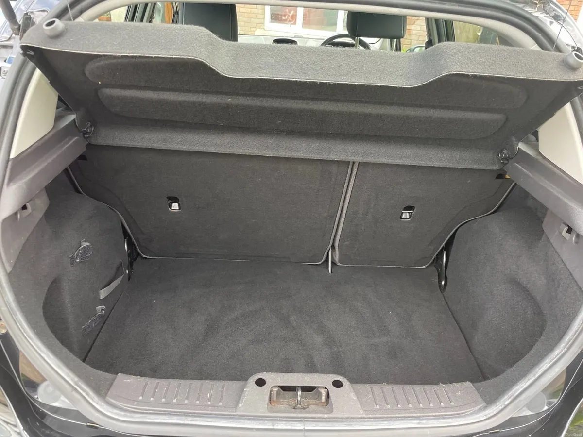 Ford Fiesta 2013 - Image 4