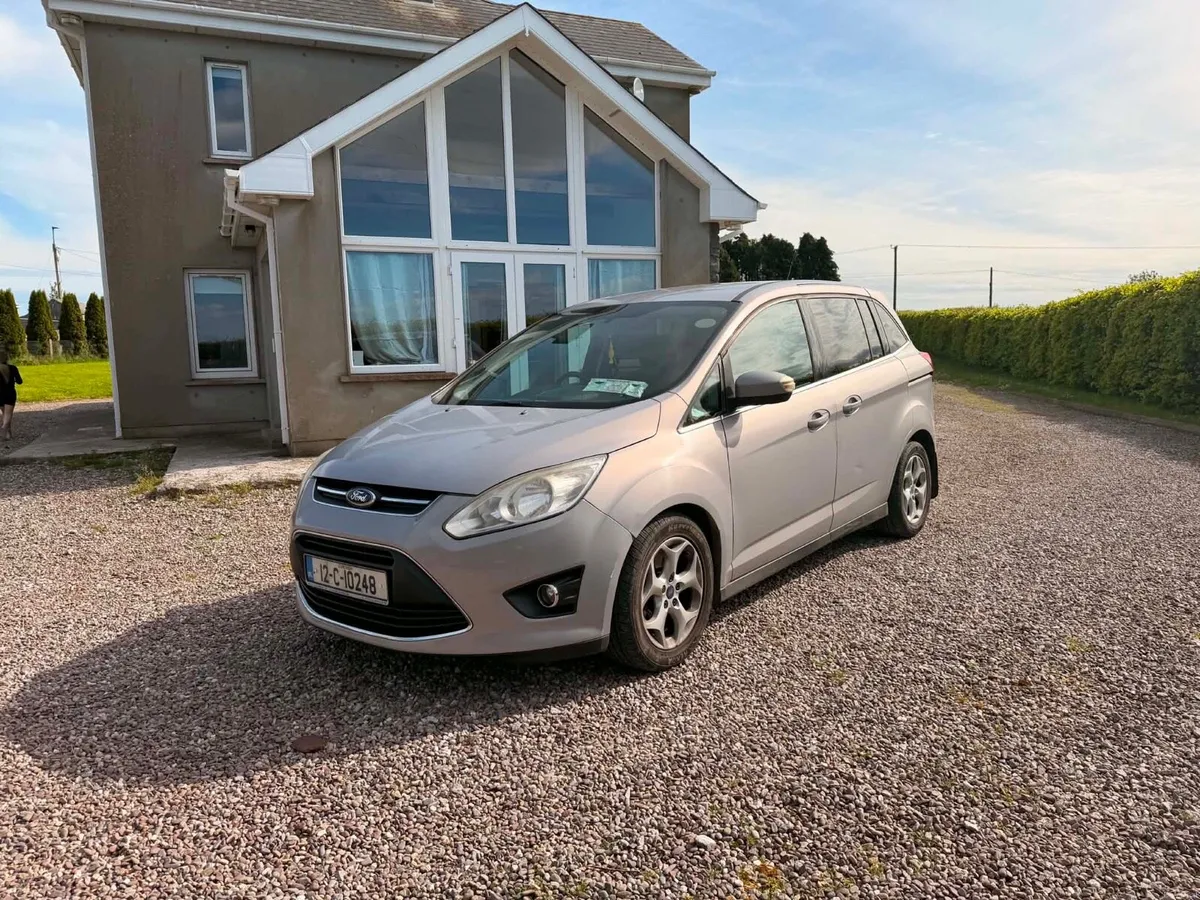 Ford Grand Cmax 2012 2500 - Image 2