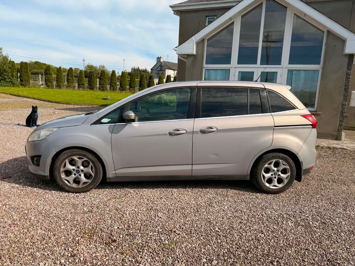 Ford Grand Cmax 2012 2500 - Image 4