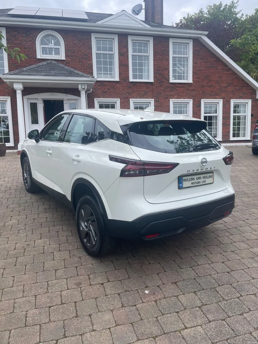 2023 Nissan Qashqai 1.3 Petrol Hybrid - Warranty - Image 4