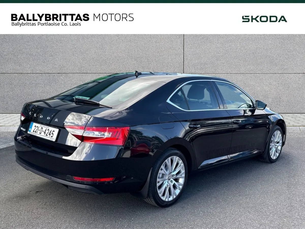 Skoda Superb  Style 2.0TDI DSG - Image 5