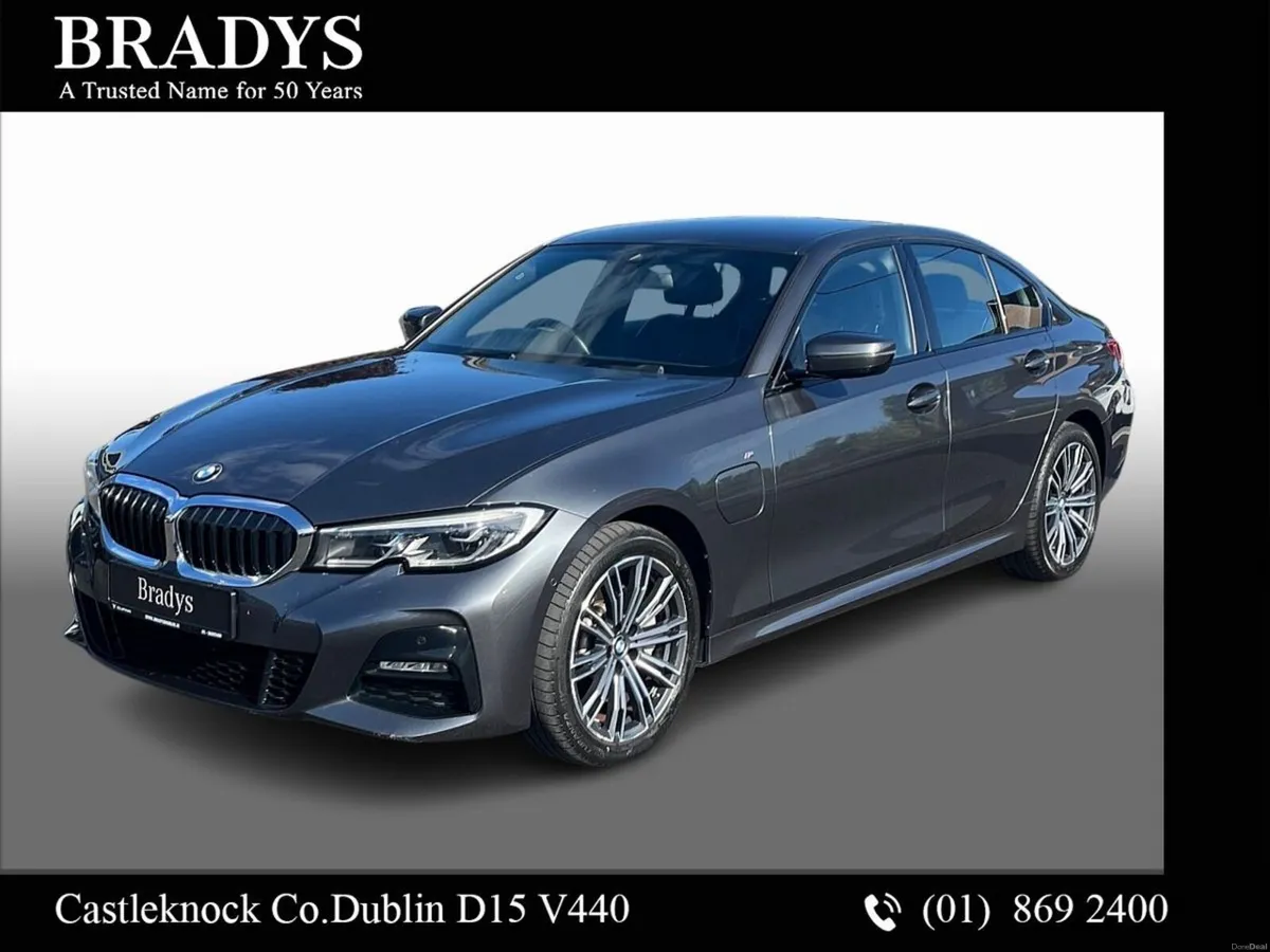 BMW 3-Series 330e M Sport Hybrid--Low KMS-- - Image 2
