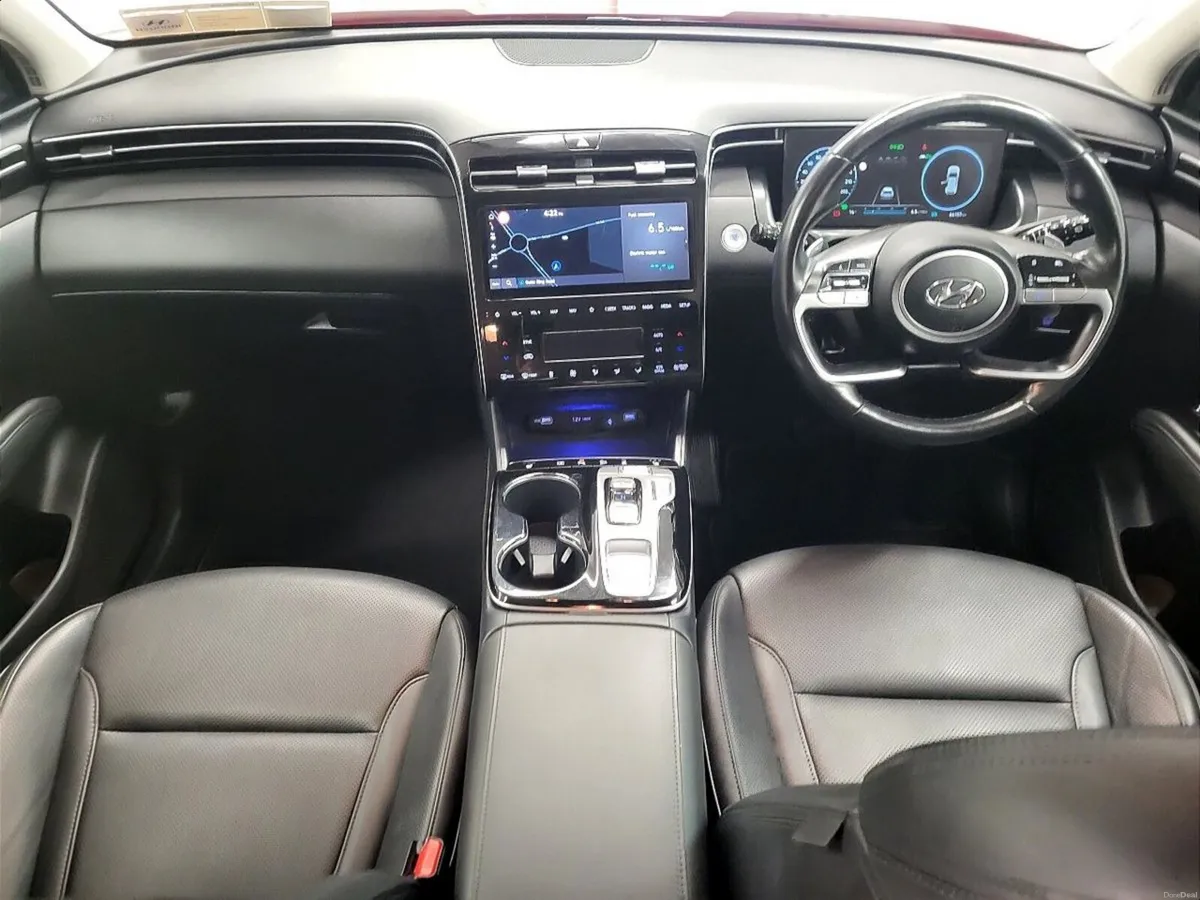 Hyundai Tucson 2WD Executive Plus HEV Auto 2 Tone - Image 4