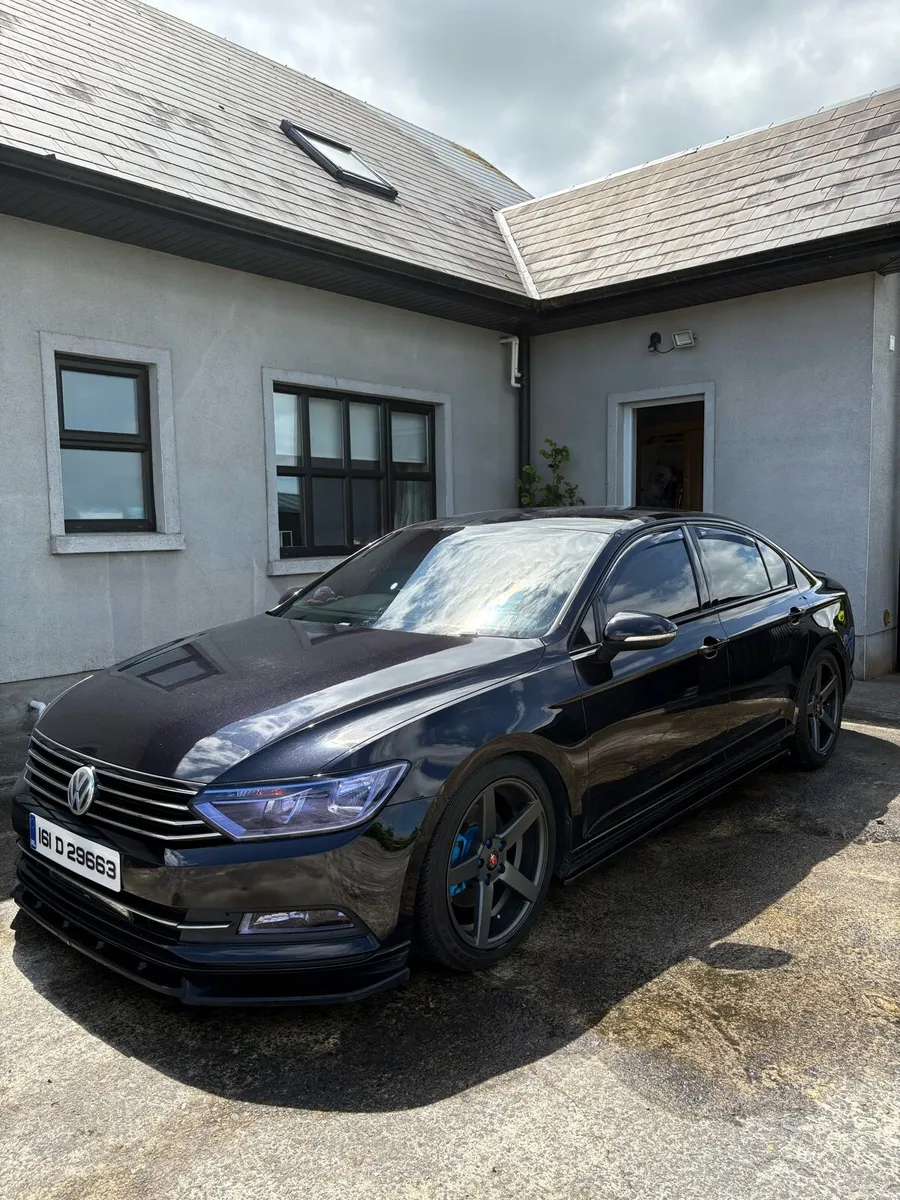 Car - Image 1