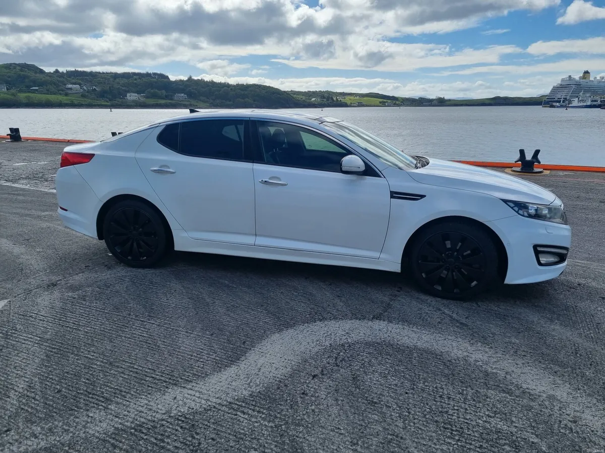 Kia Optima 2013 - Image 2